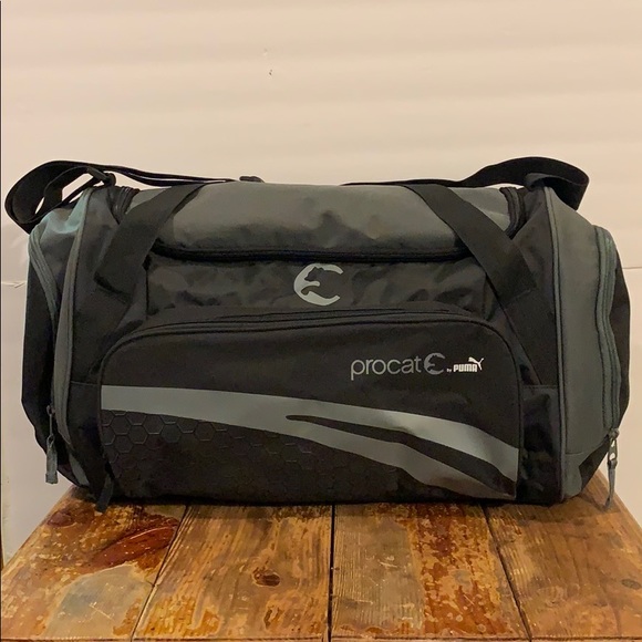 procat puma gym bag